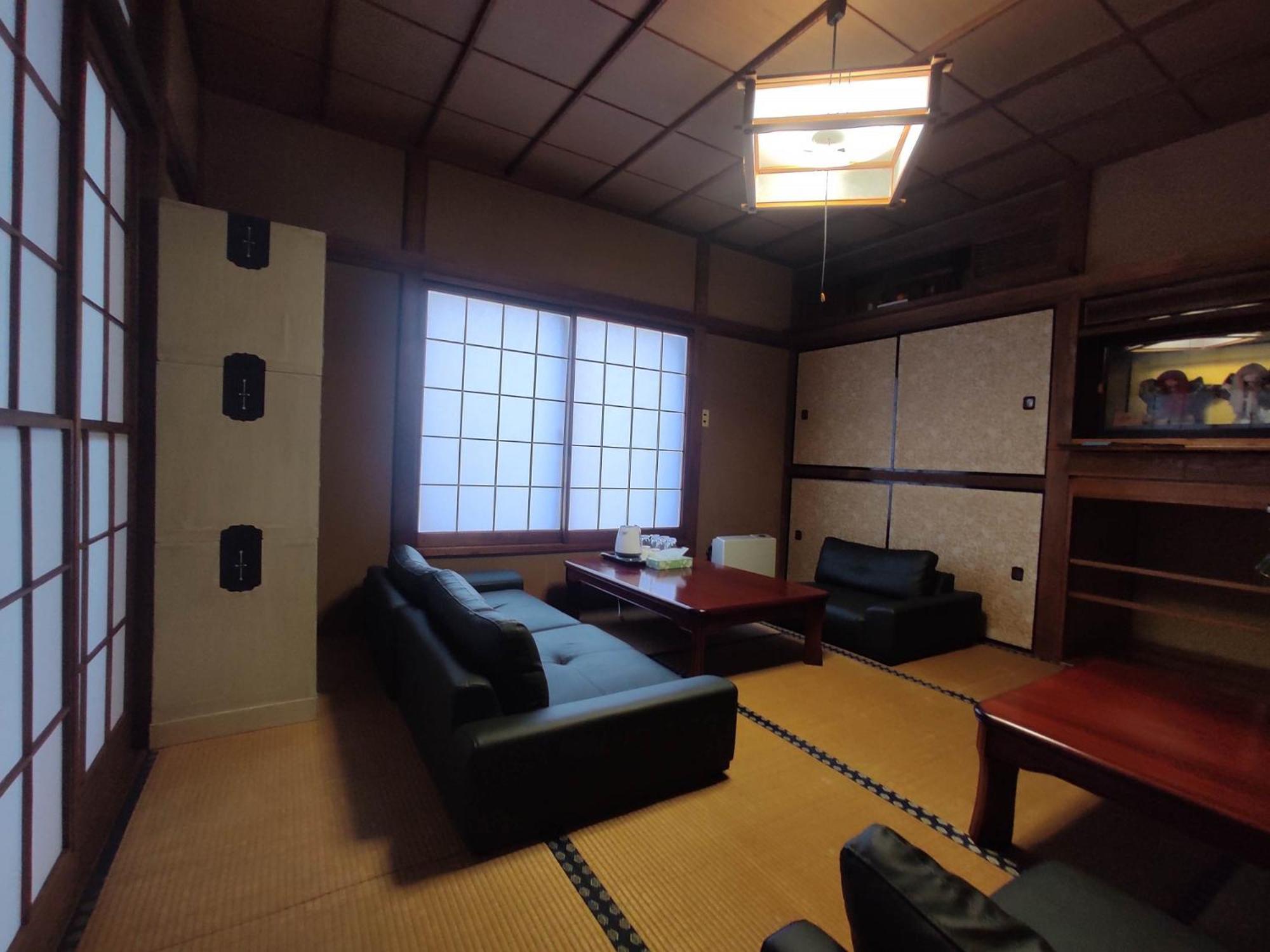 Guesthouse Kincha 駅東口 Уцуномия Экстерьер фото